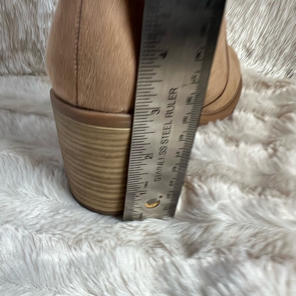 American Eagle by Payless Fuzzy Tan Winter Boots - Picture 12 of 13